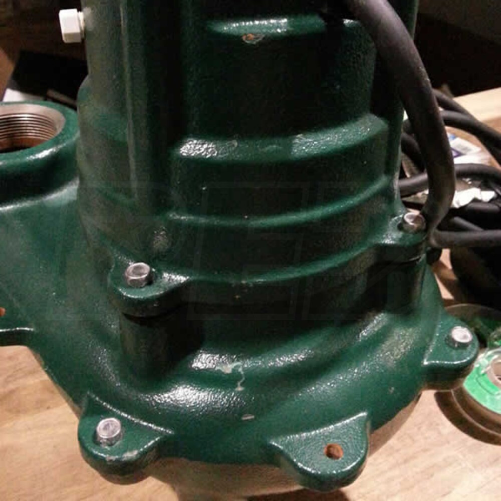 Zoeller M267 - 1/2 HP Cast Iron Sewage Pump (2